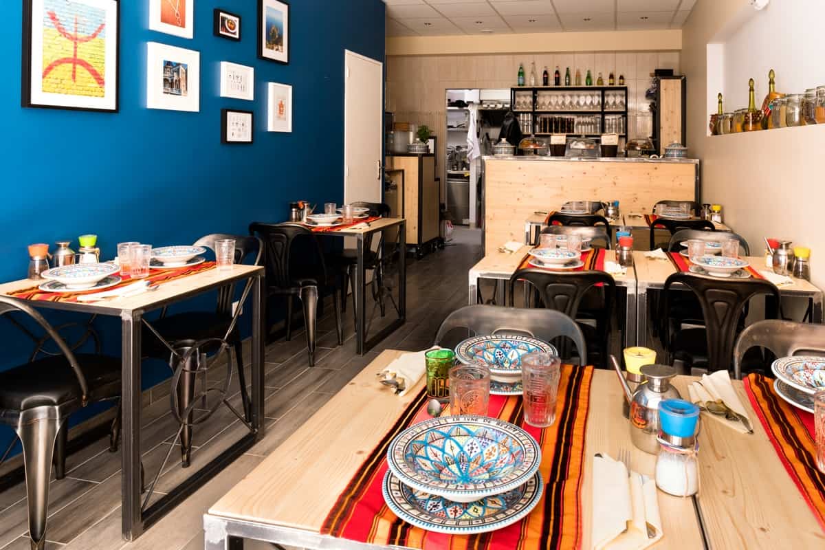 salle-décorée-restaurant-couscous-livraison-marseille-13006